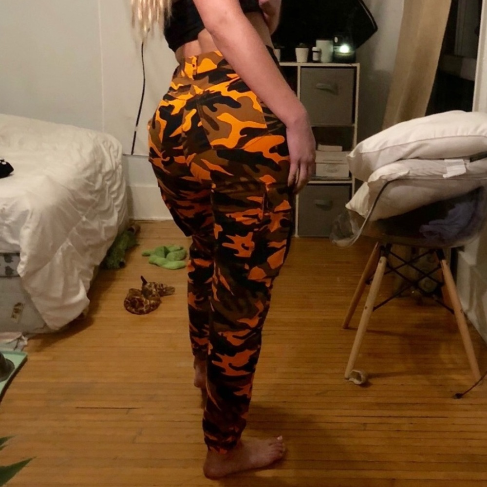 Laura’s Boutique camo joggers